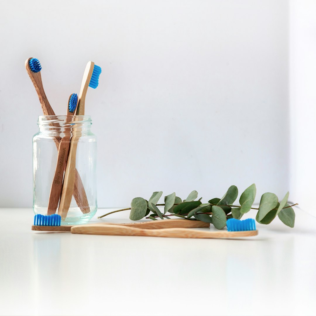 Choosing toothbrushes and fluoride toothpaste
