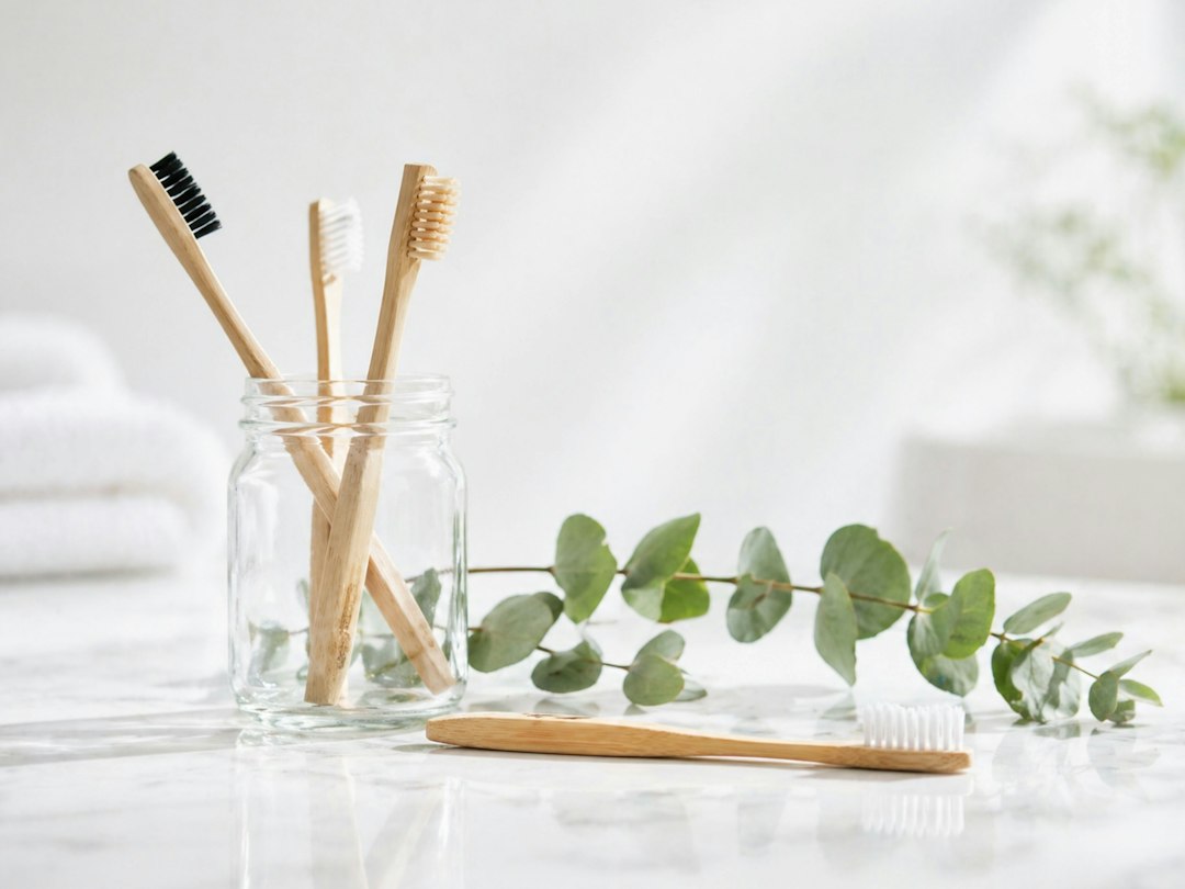 Oral hygiene products for lasting fresh breath